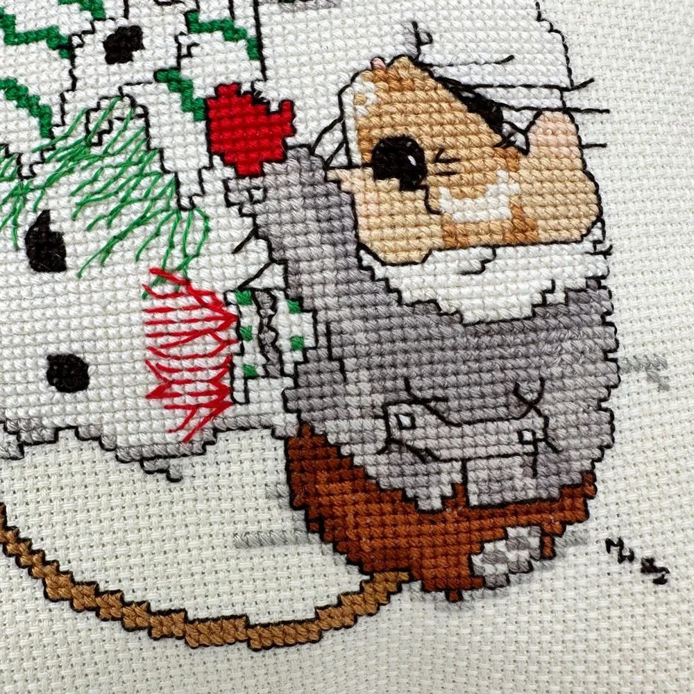 Cross Stitch VTG Pillow‎ Green Christmas Cottage Needlepoint